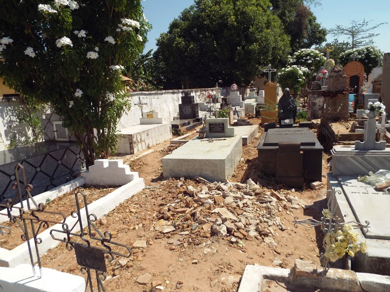 Município prepara cemitérios para a chegada do dia de finados  - Imagem 18