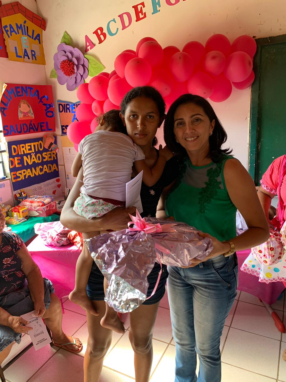 Prefeitura não para ações e serviços, da zona urbana à zona rural  - Imagem 13