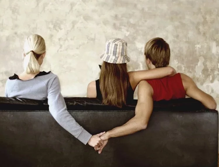 Os signos do zodíaco que tem mais tendência a trair no relacionando - imagem 7085