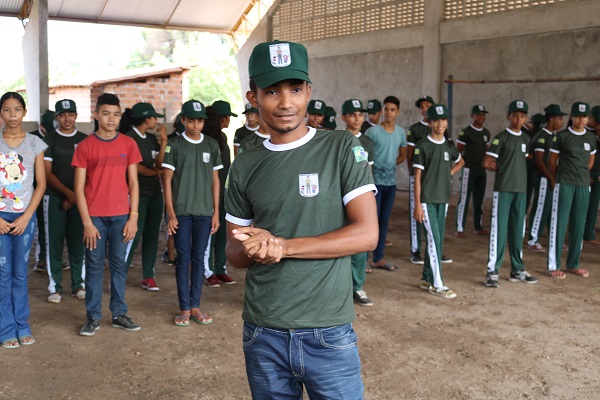 Solenidade marca entrega de diploma “Amigo do Pelotão Mirim” - Imagem 9