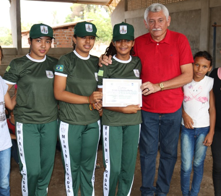 Solenidade marca entrega de diploma “Amigo do Pelotão Mirim” 