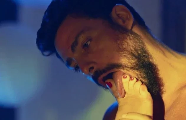 Série tem Mariana Ximenes nua e cenas quentes com Cauã; veja fotos - imagem 9140