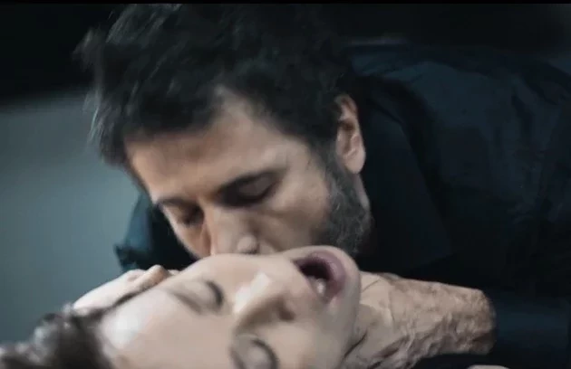 Série tem Mariana Ximenes nua e cenas quentes com Cauã; veja fotos - imagem 9141