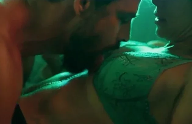 Série tem Mariana Ximenes nua e cenas quentes com Cauã; veja fotos - imagem 9139