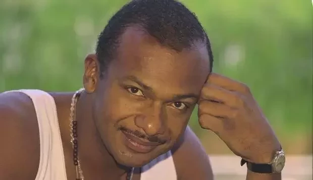 Relembre alguns famosos que infelizmente se foram cedo demais  - imagem 10399