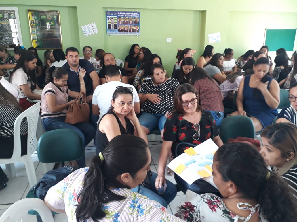 Secretaria municipal de educação de Santo Inácio realiza formação continuada para professores - Imagem 5
