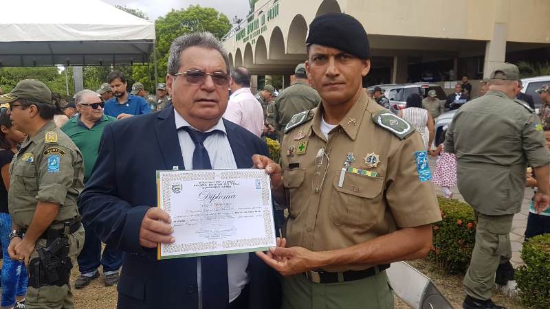 Em solenidade Valdiné Martins recebe diploma de “Amigo da Polícia” - Imagem 1