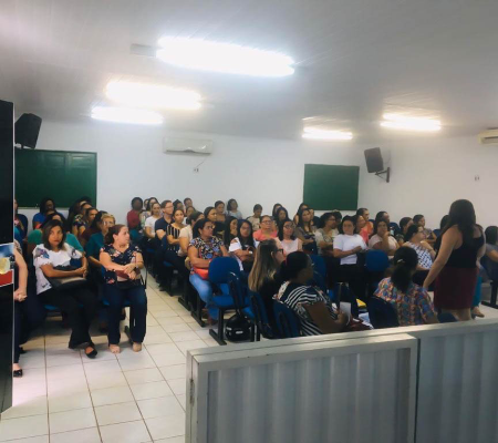 SEMEC-URUÇUÍ  realiza formação para professores.
