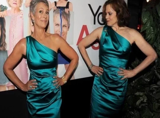 Ficou aquele climão! Saiba 10 famosas que já usaram a mesma roupa - imagem 10971