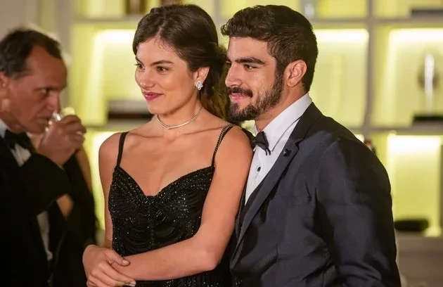 Saiba o que vai acontecer no último capítulo de 'A dona do pedaço' - imagem 10925