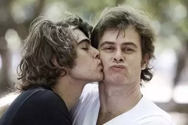 Cara de um, focinho do outro!  Pais famosos e filhos que são idênticos - imagem 11171