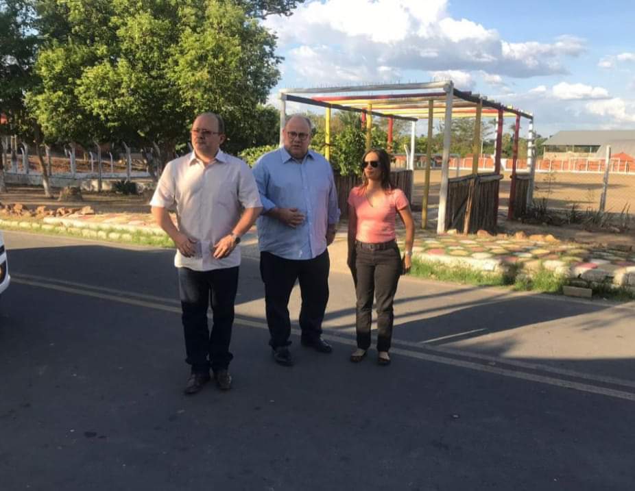 Diretor do Detran Piauí visita Monsenhor Gil visando sinalizar vias  - Imagem 9