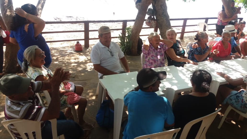 Idosos do SCFV de Pedro II participam de manhã de lazer no Açude Caldeirão - Imagem 7