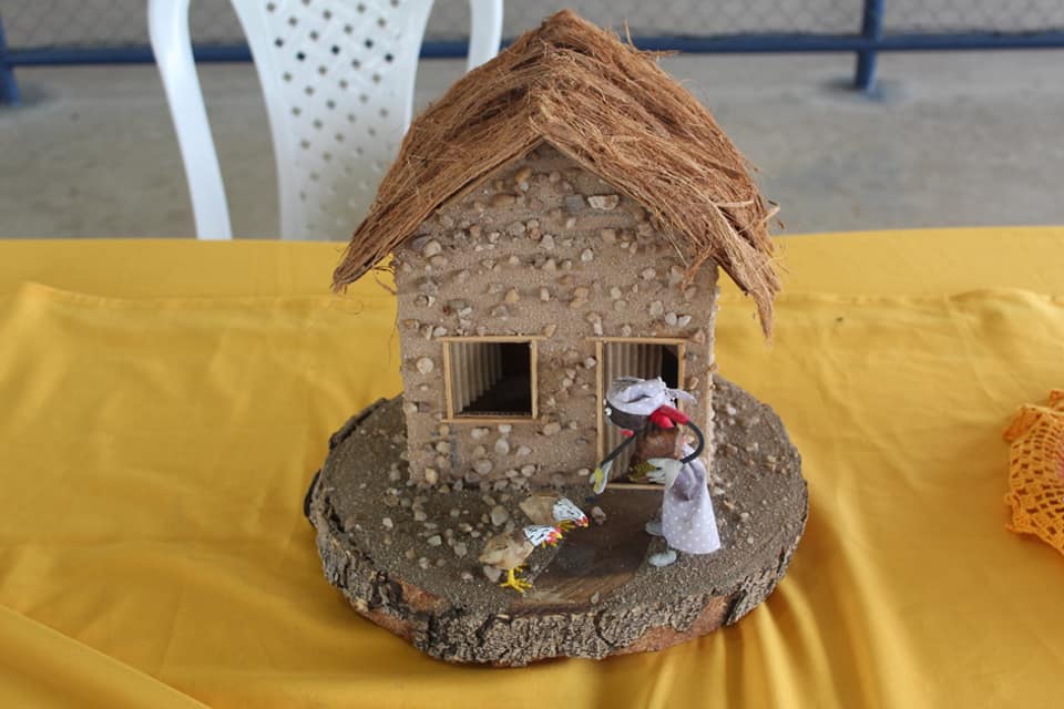 Alunos da rede municipal de ensino participam de bate papo com o escritor Cineas Santos - Imagem 15