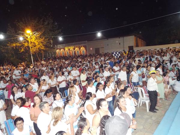 Procissão marca o início do festejo da Imaculada Conceição em Pedro II  - Imagem 35