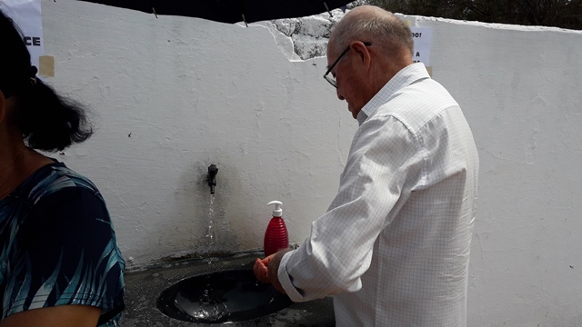 Dia de Finados em DEL – Visitantes foram surpreendidos nos cemitérios com organização, limpeza e missa. - Imagem 127