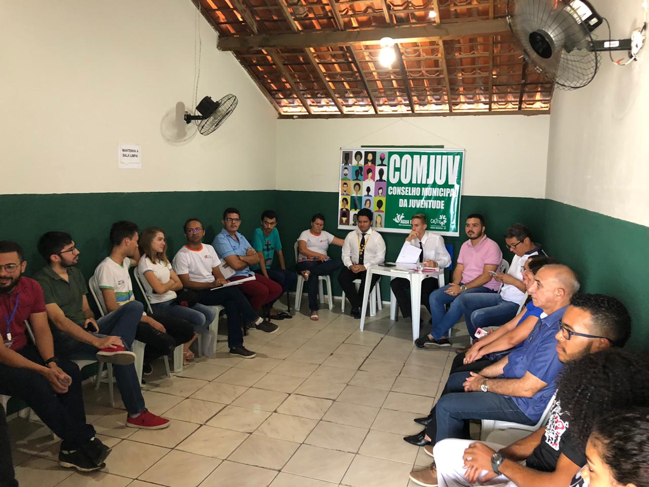 Prefeitura de Água Branca empossa novos membros do Conselho da Juventude - Imagem 3