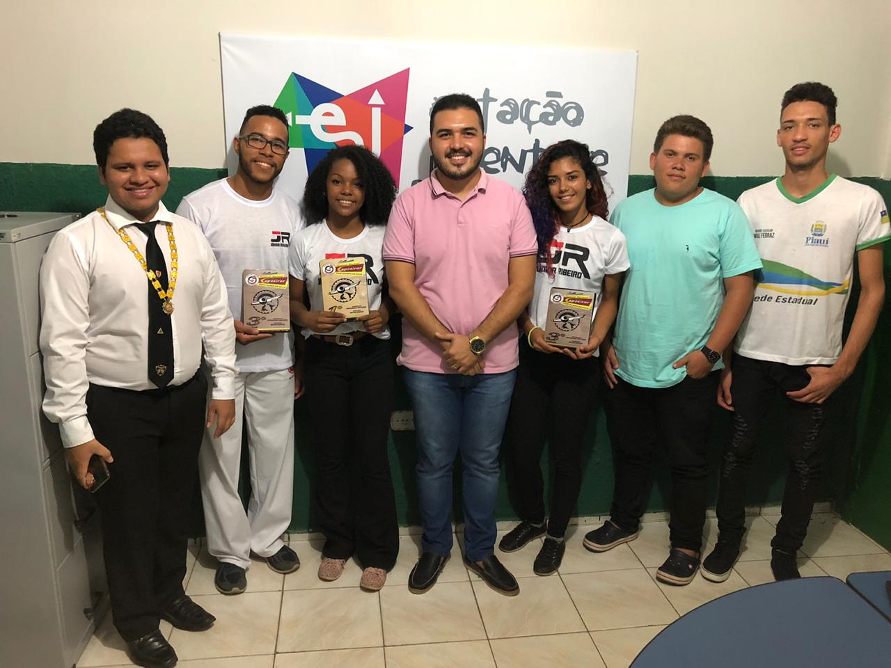 Prefeitura de Água Branca empossa novos membros do Conselho da Juventude - Imagem 2