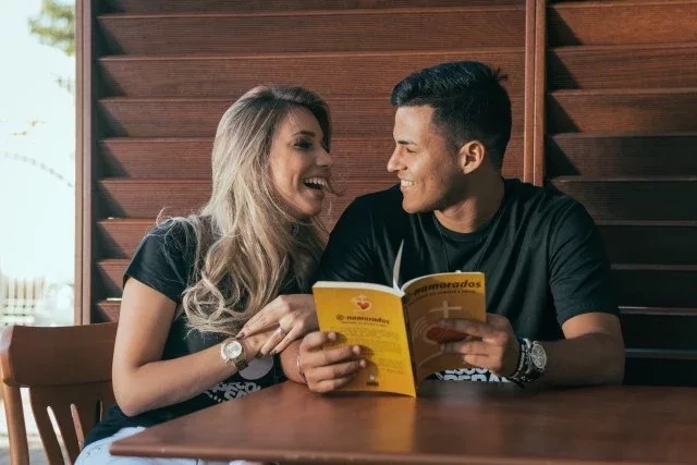 Salmos para o Amor: Veja 3 salmos para atrair um romance em 2020 - imagem 9545