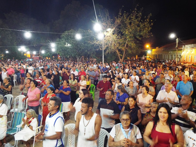 Muitos fieis de outras cidades vieram prestigiar a 2ª novena da Imaculada Conceição  - Imagem 7