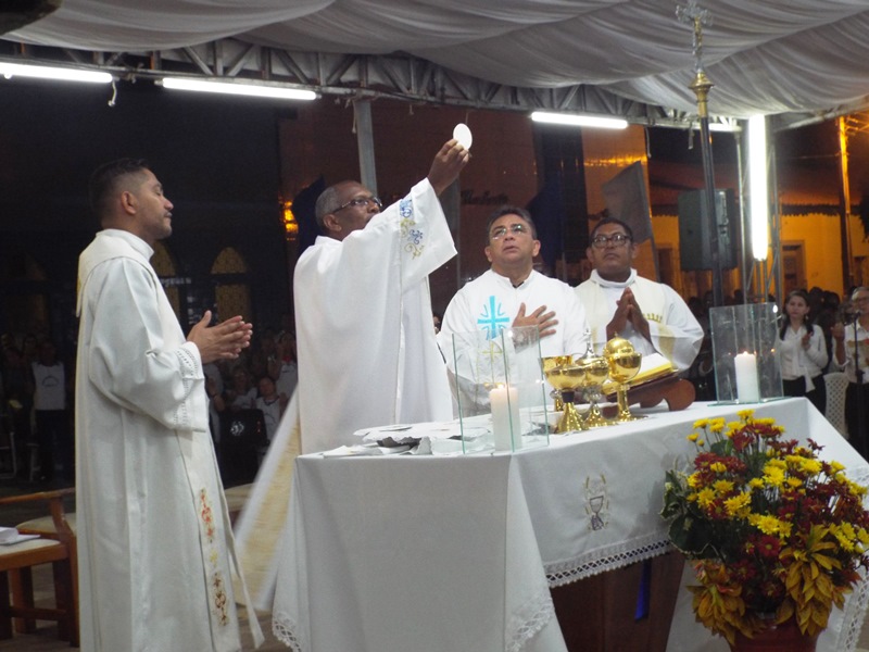 Muitos fieis de outras cidades vieram prestigiar a 2ª novena da Imaculada Conceição  - Imagem 43