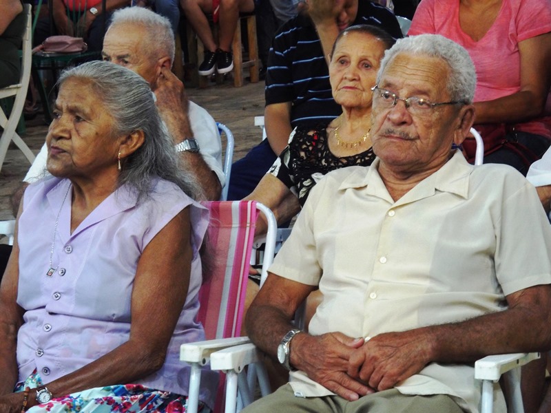 Muitos fieis de outras cidades vieram prestigiar a 2ª novena da Imaculada Conceição  - Imagem 38