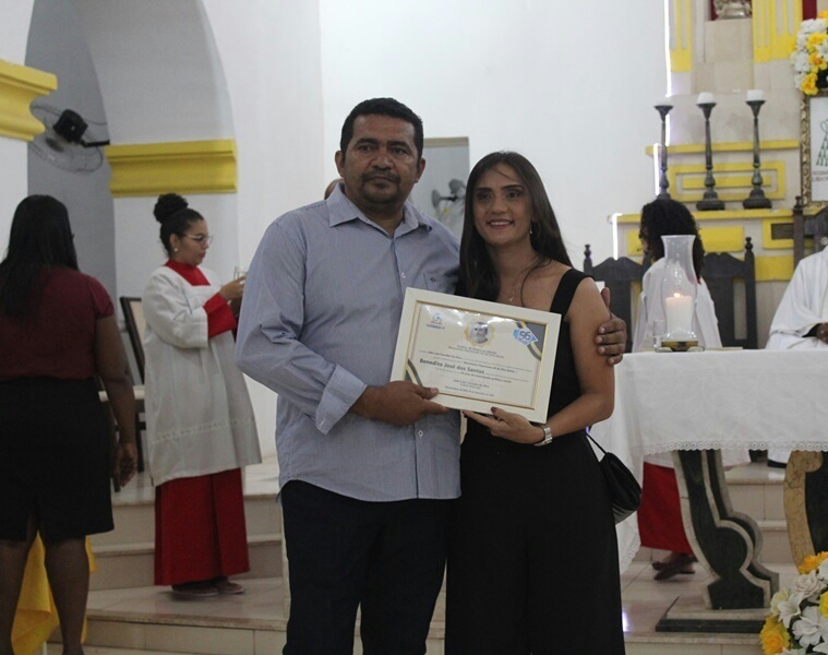 Prefeito João Luiz faz justiça e homenageia várias pessoas durante aniversário de Monsenhor Gil - Imagem 13