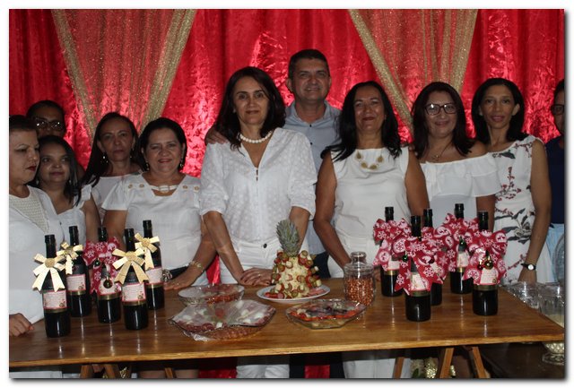 Confraternização Escola Tia Neném Brito - Imagem 9