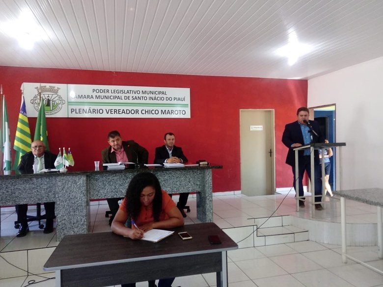 Prefeito vai a câmara de vereadores falar de obras realizadas e anuncia novos investimentos para 2020 - Imagem 4