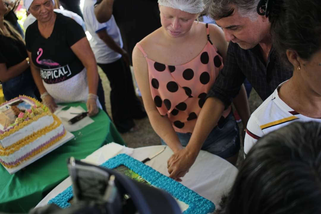 Um festival de criatividade e gostosuras no corte e distribuição dos bolos de aniversário de Monsenhor Gil  - Imagem 12