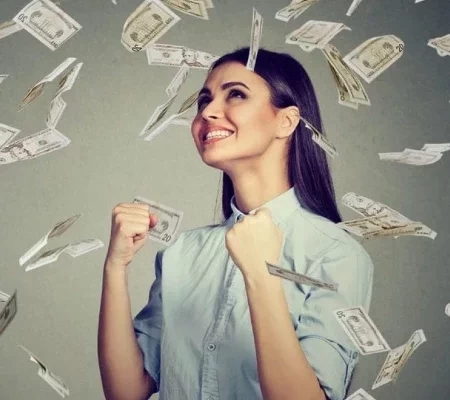 Dinheiro em 2020: Saiba o que os astros revelam para você ano que vem