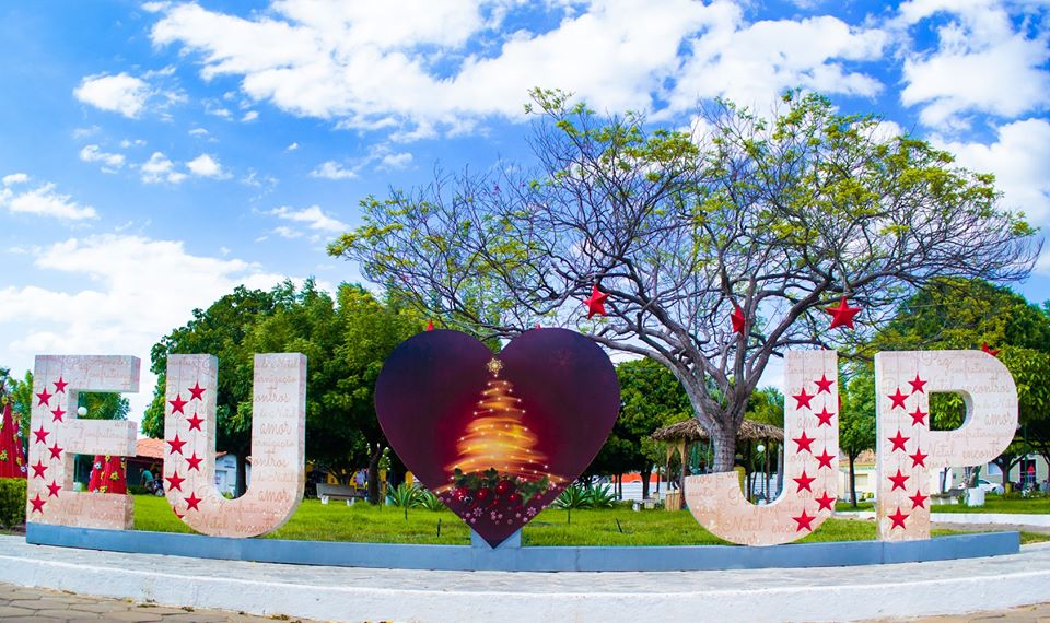 Decoração Natalina da Praça 28 de Dezembro de Joaquim Pires - Imagem 2