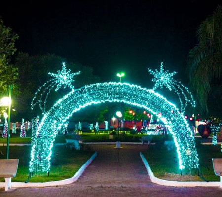 Decoração Natalina da Praça 28 de Dezembro de Joaquim Pires