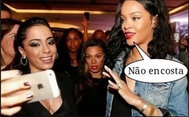 Confira as fotos mais constrangedoras de famosos com seus fãs  - imagem 12451