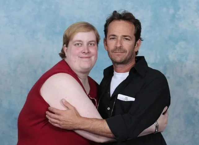 Confira as fotos mais constrangedoras de famosos com seus fãs  - imagem 12506