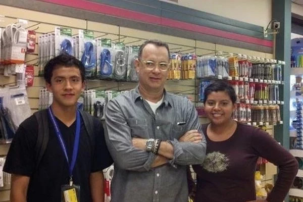 Confira as fotos mais constrangedoras de famosos com seus fãs  - imagem 12509