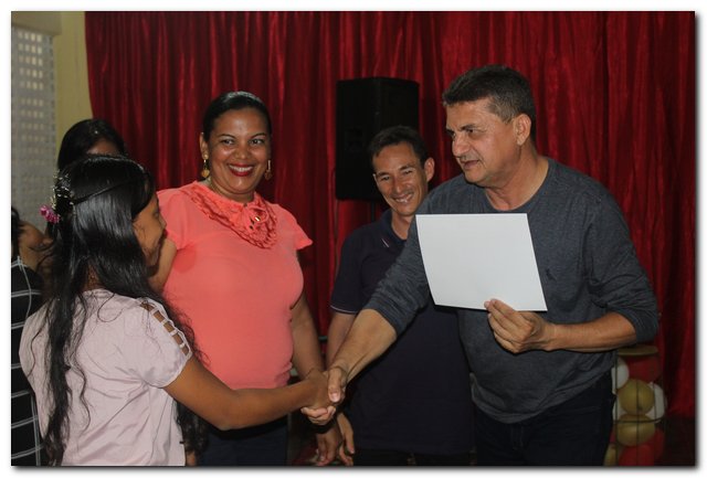 Confraternização Escola Municipal João Amilton - Imagem 6