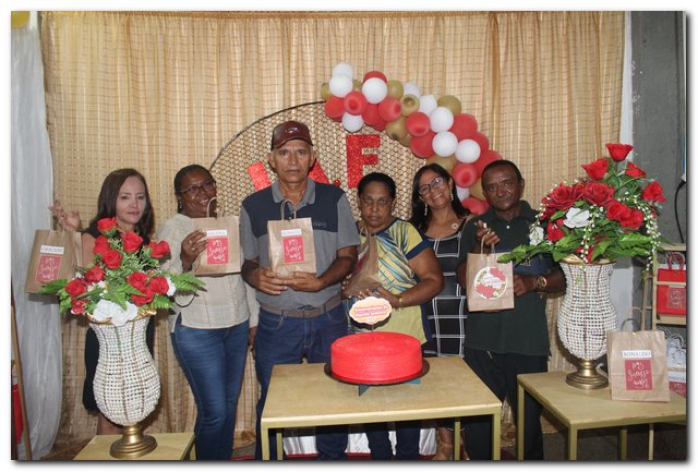 Confraternização Escola Municipal João Amilton - Imagem 14