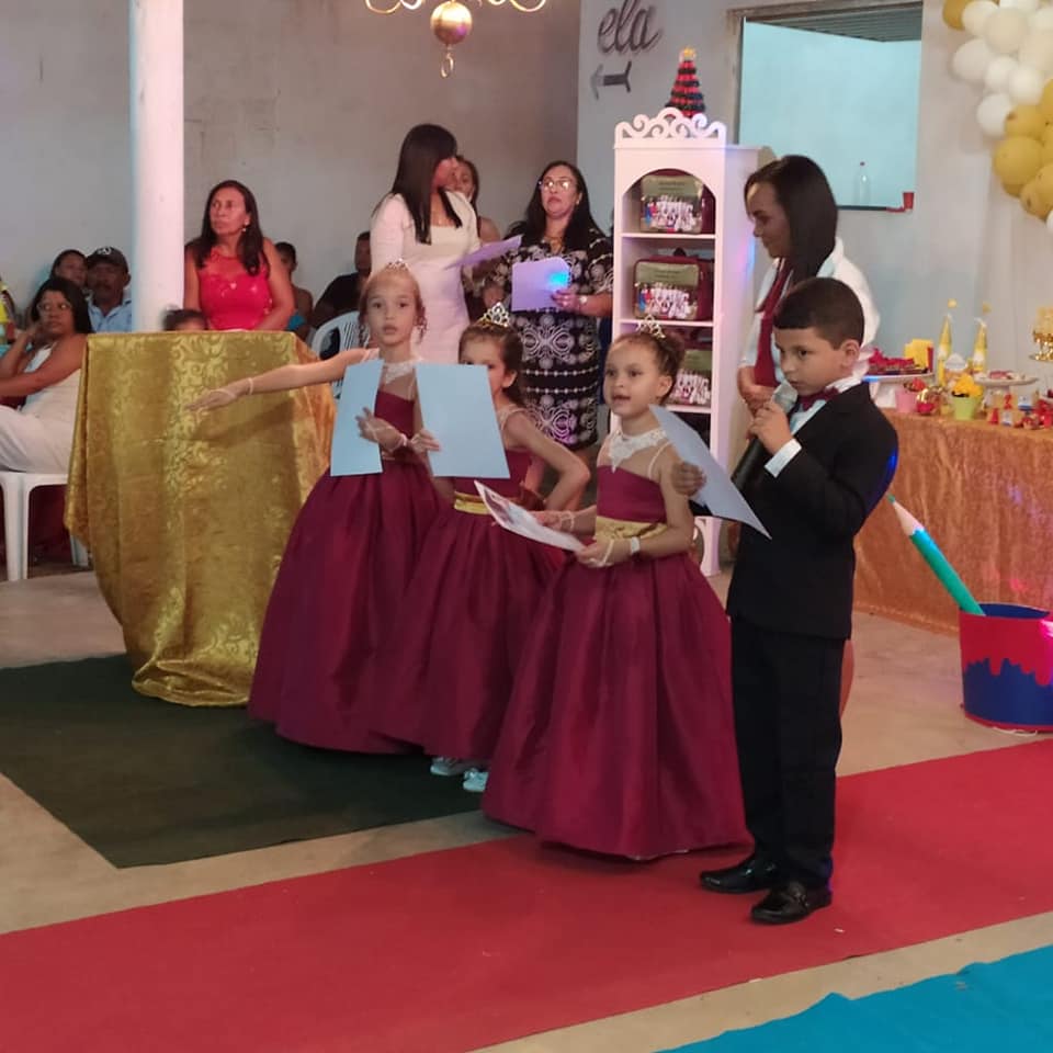 Creche Tia Loura promove formatura de Doutores do ABC em Santo Inácio - Imagem 1