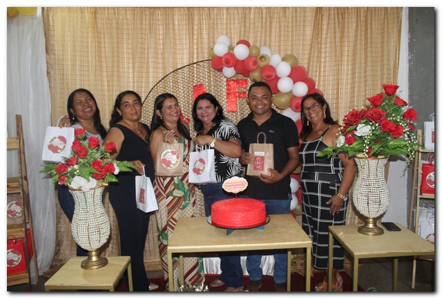 Confraternização Escola Municipal João Amilton - Imagem 12