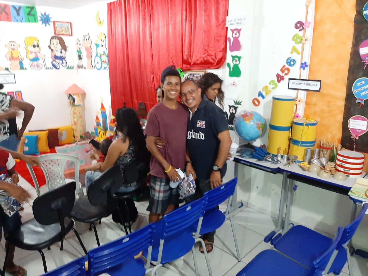 Se é para falar em emoção, vamos falar nesta festa da Sala AEE - Imagem 7