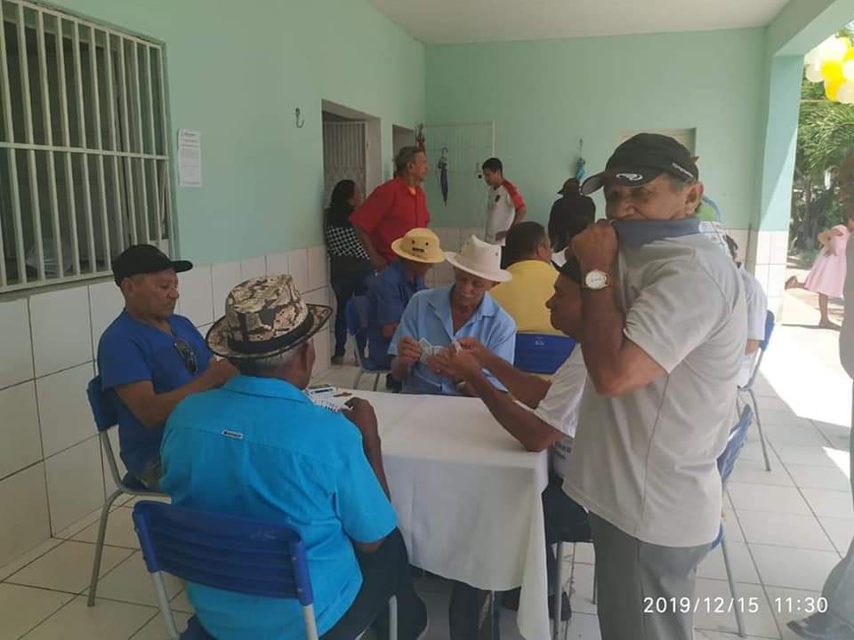 Com um grande baile prefeitura faz encerramento do tradicional Forró dos idosos em Monsenhor Gil - Imagem 9