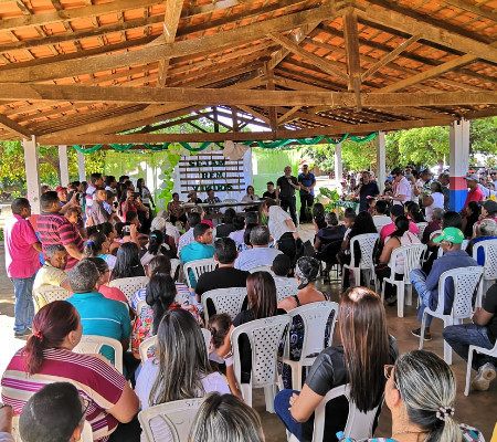 Ao lado do INCRA, dr. Wagner entrega títulos de posse na zona Rural