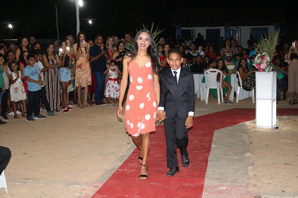 Realizada feste de formatura da Escola José Fernando Rodrigues Torres - Imagem 10