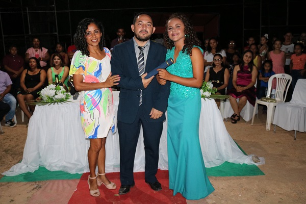 Realizada feste de formatura da Escola José Fernando Rodrigues Torres - Imagem 32