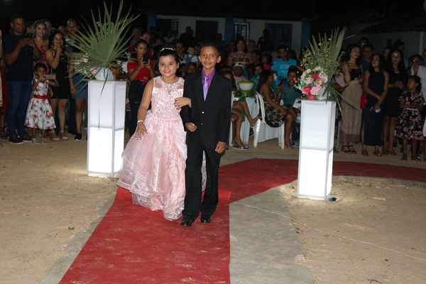 Realizada feste de formatura da Escola José Fernando Rodrigues Torres - Imagem 6