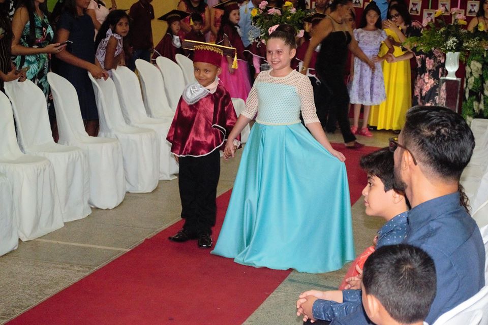 Doutores do ABC: U.E Vó Binoca realiza solenidade de formatura - Imagem 5