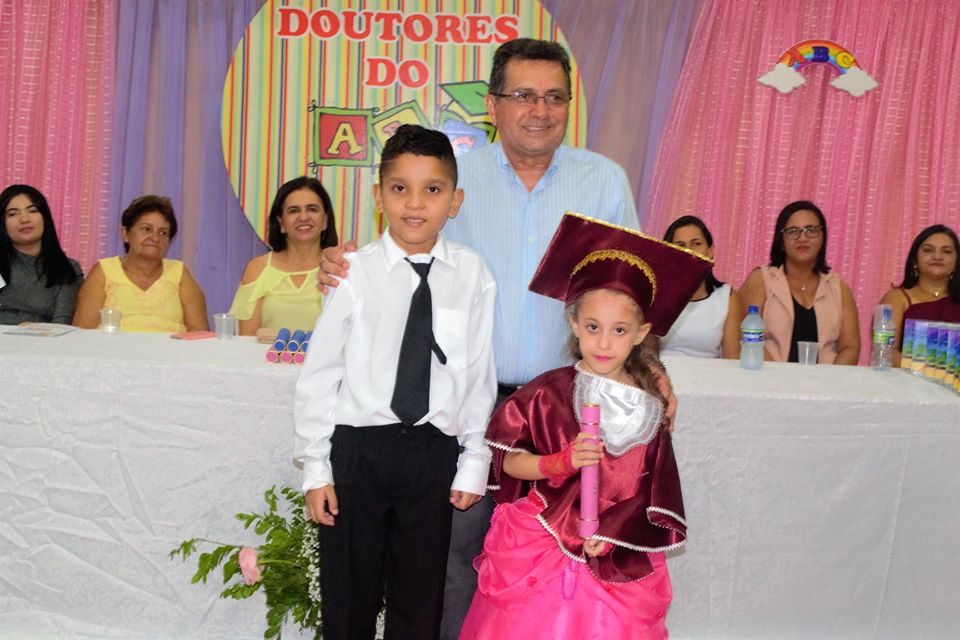 Doutores do ABC: U.E Vó Binoca realiza solenidade de formatura - Imagem 35