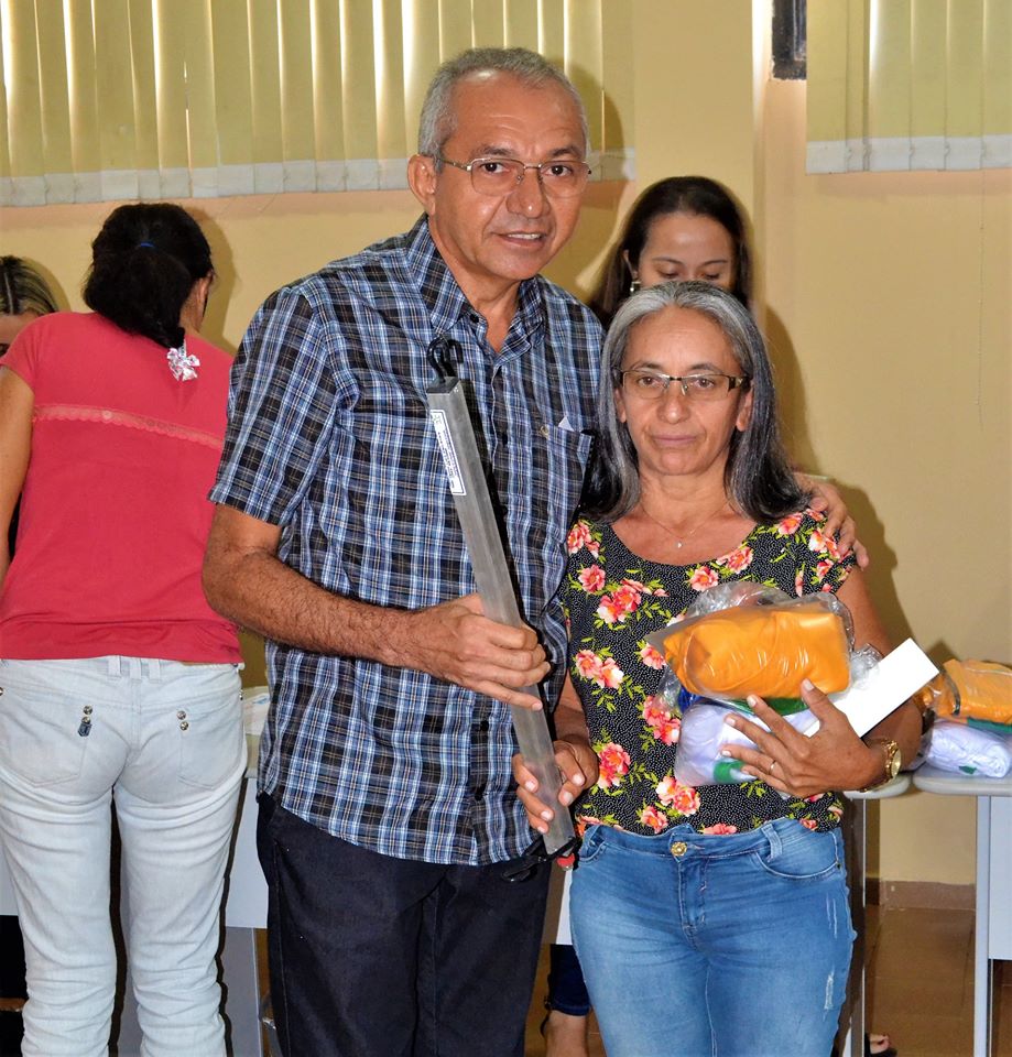 Prefeito Genival Bezerra faz entrega de fardamentos e tablets aos ACS - Imagem 12
