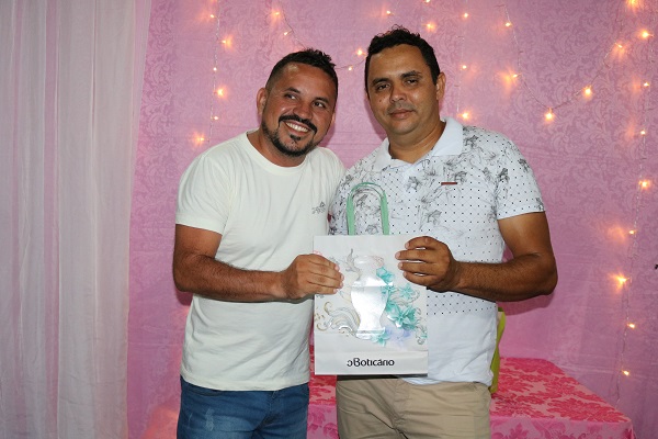 Secretaria de Educação realizou momento de confraternização - Imagem 27